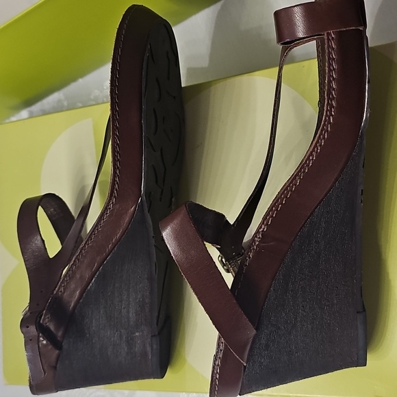 Gianni Bini Brown Leather Sandal Wedge Sz 8.5 M - Picture 4 of 5